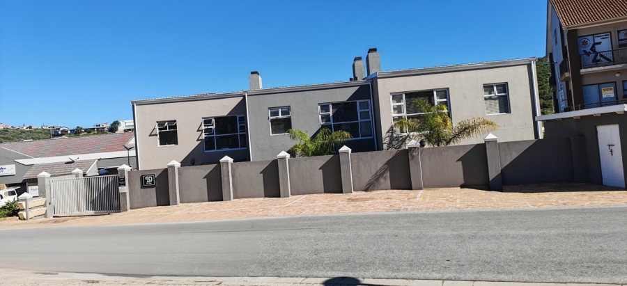  Bedroom Property for Sale in Diaz Beach Western Cape